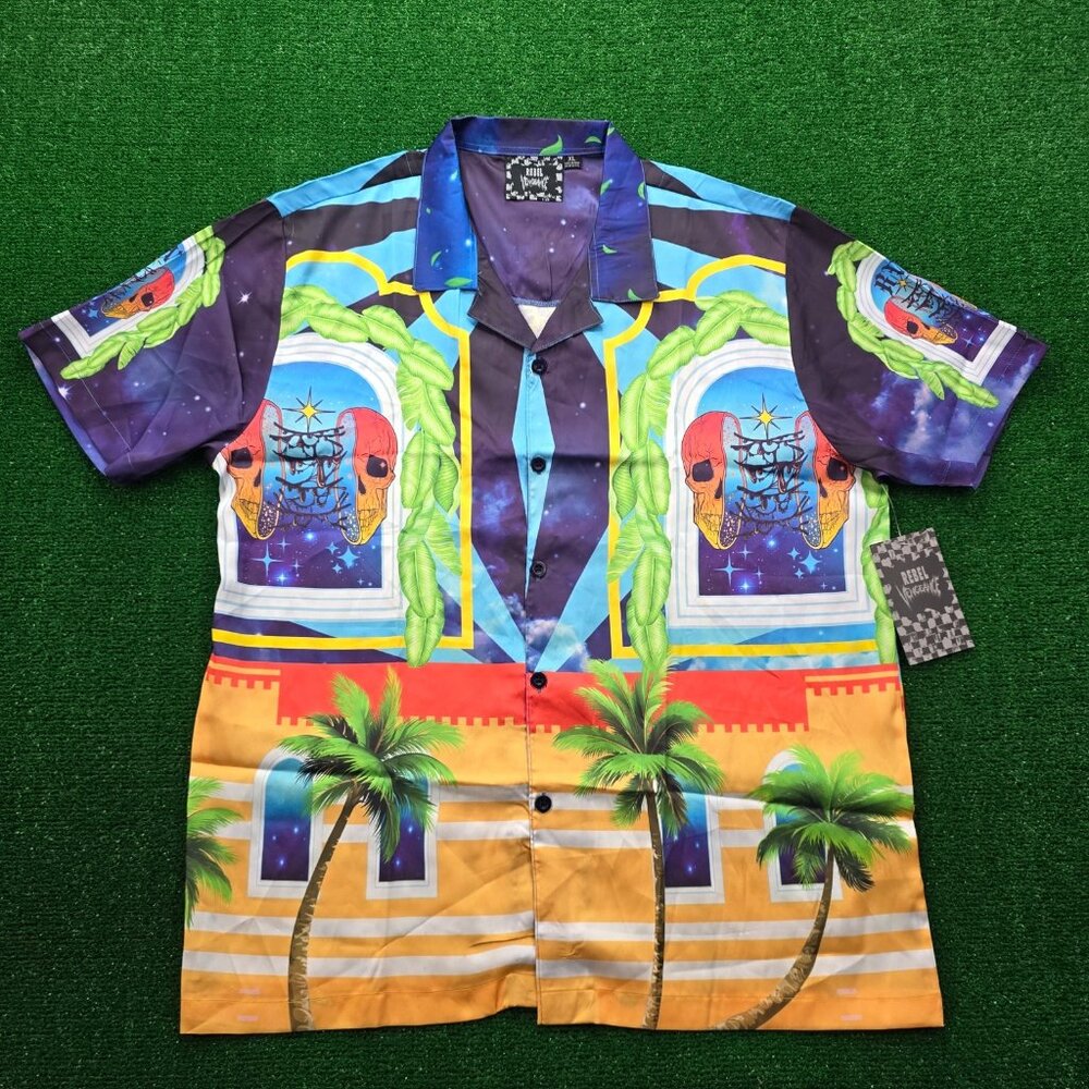Rebel Vengeance Hawaiian Shirt Mens XL Multicolor Button Up‎ Beach Skull NWT